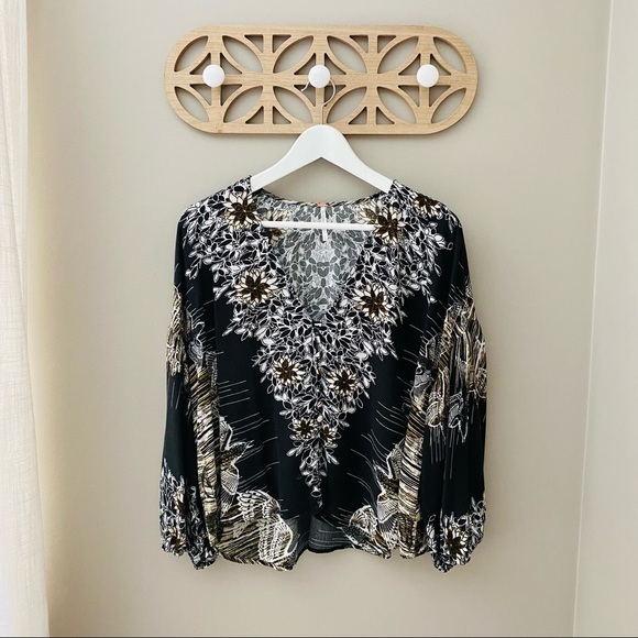 Free People Birds of a Feather Floral Blouse Black Sz Small - Picture 1 of 9